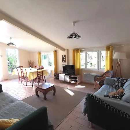 Holiday home Domaine Du Pech D Angeros Sainte-Livrade-sur-Lot
